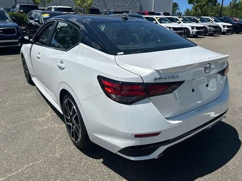 Certified 2025 Nissan Sentra SR w/ SR Premium Package FWD image 8