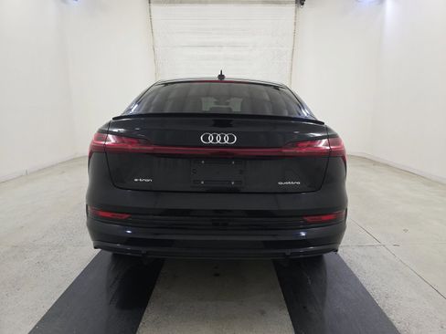 Used 2022 Audi e-tron Premium Plus w/ Premium Plus Package image 5