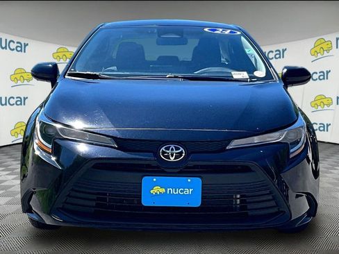 Used 2024 Toyota Corolla LE FWD image 2