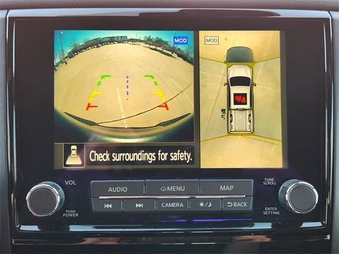 Used 2024 Nissan Titan PRO-4X w/ Pro-4x Convenience Package image 20