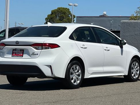 Certified 2023 Toyota Corolla LE FWD image 2