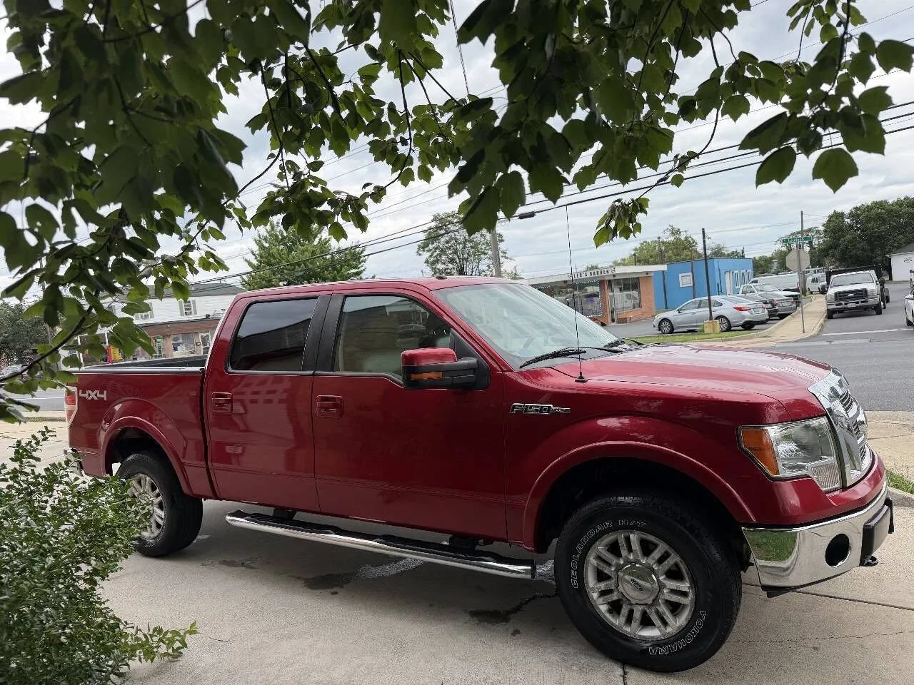 Used 2010 Ford F150 Lariat AWD/4WD image 5
