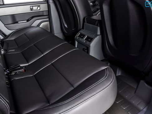 New 2025 INEOS Grenadier image 19