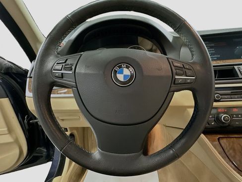 Used 2013 BMW 528i xDrive Sedan image 11