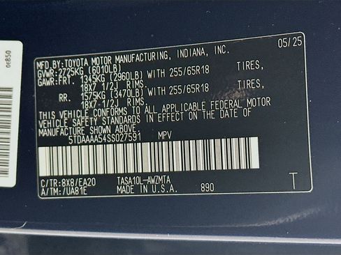 Used 2025 Toyota Grand Highlander FWD image 12