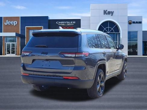 New 2026 Jeep Grand Cherokee L Limited w/ Limited Altitude Package AWD/4WD image 5