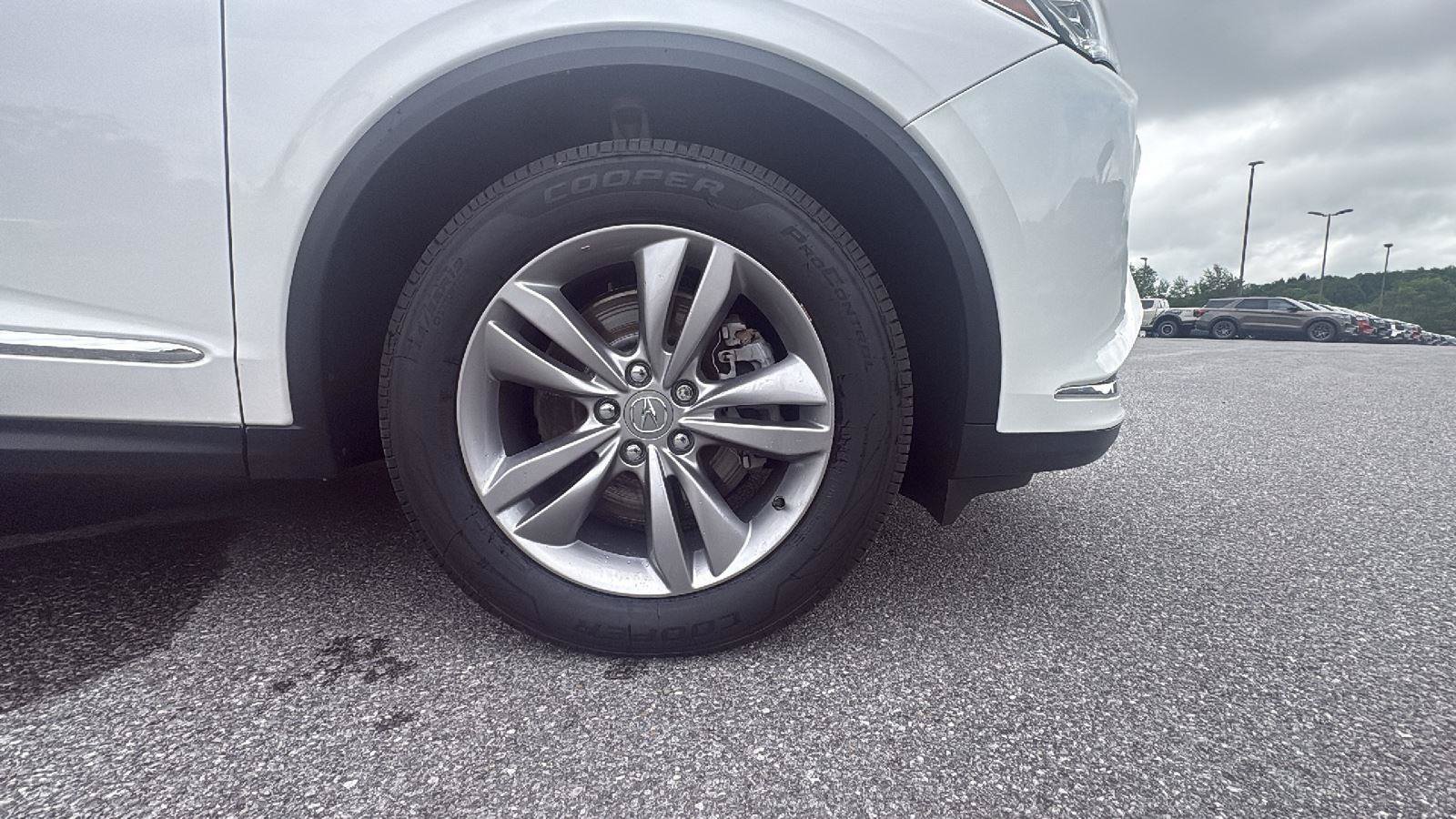 Used 2023 Acura MDX SH-AWD image 11