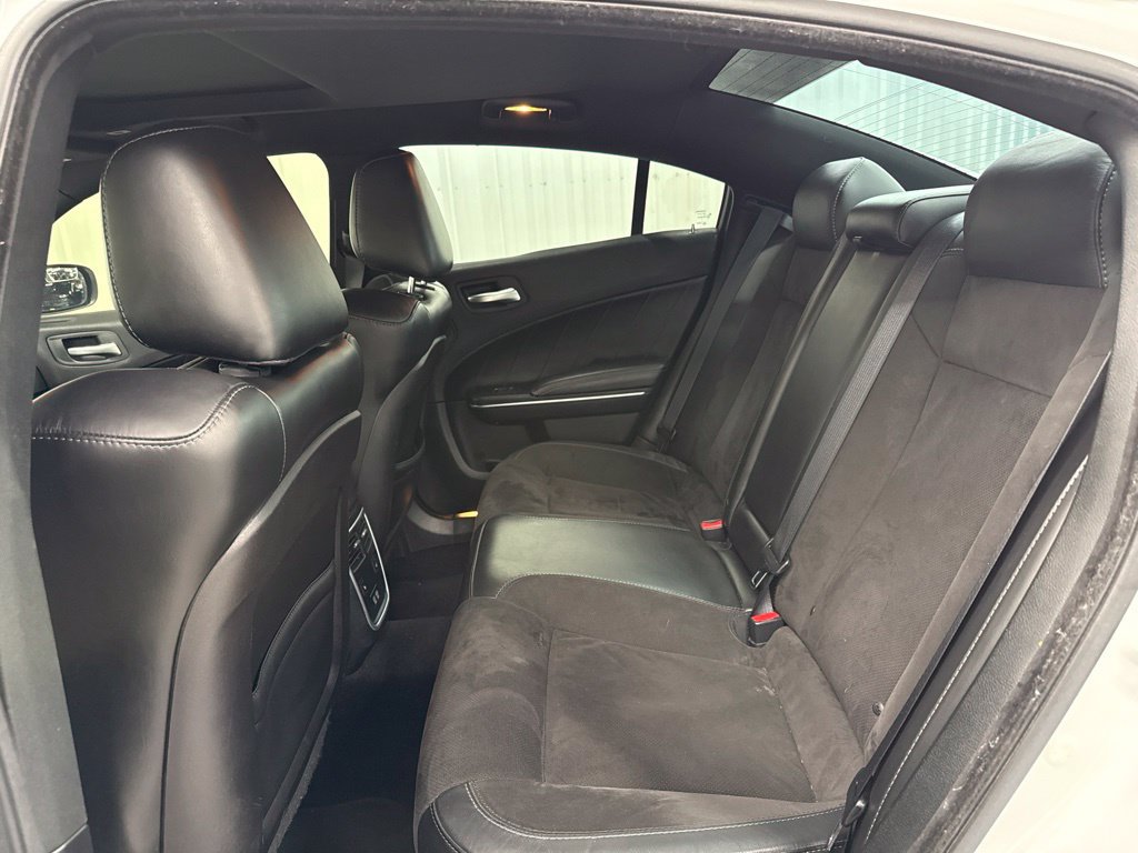 Used 2018 Dodge Charger R/T Scat Pack RWD image 12