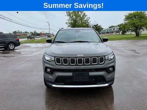 Used 2024 Jeep Compass Limited AWD/4WD image 10