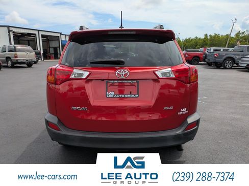 Used 2015 Toyota RAV4 XLE FWD image 4