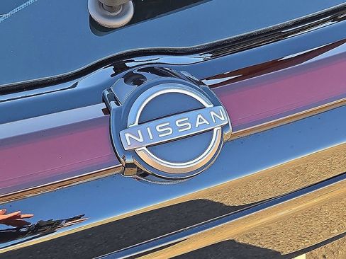 Used 2023 Nissan Kicks SV image 13