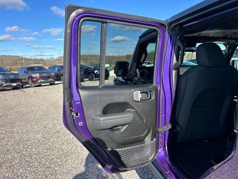 New 2026 Jeep Gladiator Willys image 40