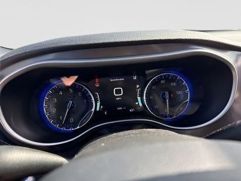 New 2026 Chrysler Pacifica Select w/ S Appearance Package image 16