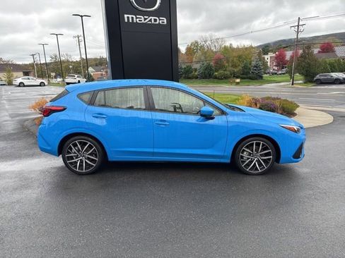 Used 2025 Subaru Impreza 2.0i Sport image 8