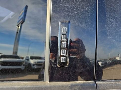 Used 2019 Ford F150 XLT w/ Equipment Group 302A Luxury image 40