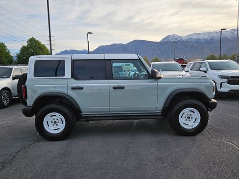 Used 2023 Ford Bronco Heritage Edition AWD/4WD image 2