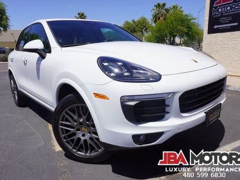 Used 2017 Porsche Cayenne Platinum Edition AWD/4WD image 21