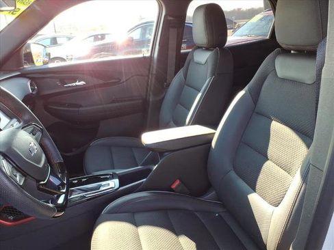 Used 2023 Chevrolet TrailBlazer RS image 13