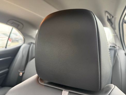 Used 2024 Toyota Camry SE image 29