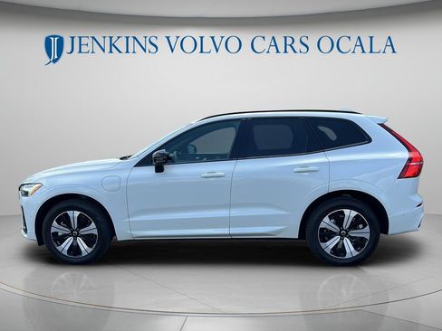 Certified 2024 Volvo XC60 T8 Plus w/ Climate Package AWD/4WD image 6