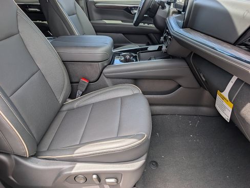 New 2026 Chevrolet Suburban Premier w/ LPO, Get Active Package RWD image 12