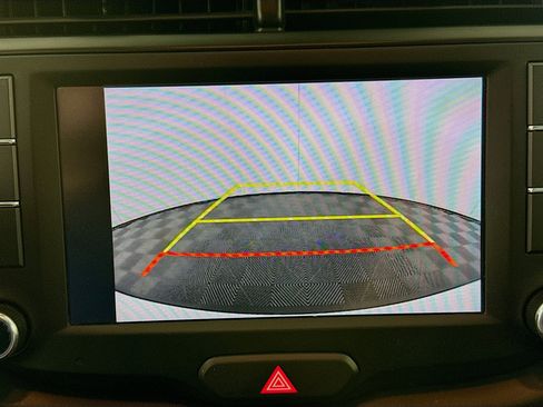 Used 2025 Kia Soul LX w/ LX Technology Package image 22