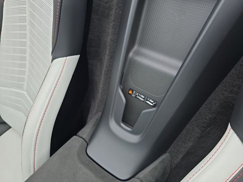 Certified 2023 Chevrolet Corvette Stingray Premium Conv w/ 3LT image 20