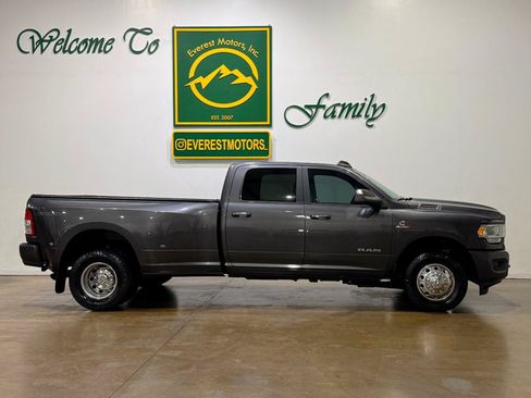Used 2019 RAM 3500 Big Horn RWD image 2