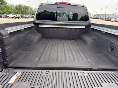 New 2026 Nissan Frontier PRO-4X w/ Pro Premium Package AWD/4WD image 8