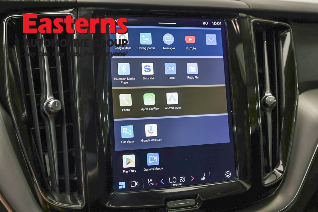 Used 2023 Volvo XC60 B5 Core FWD image 19