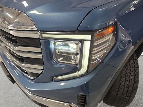 Used 2024 GMC Sierra 1500 SLT image 30