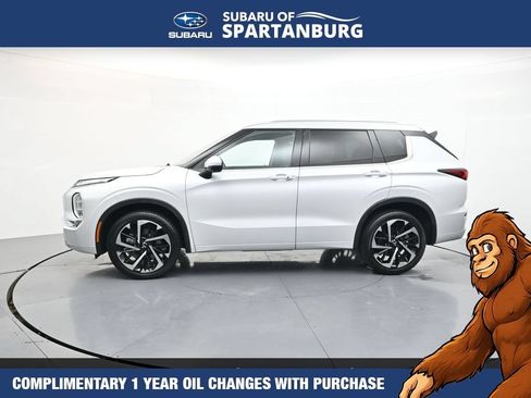 Used 2023 Mitsubishi Outlander SEL FWD image 4