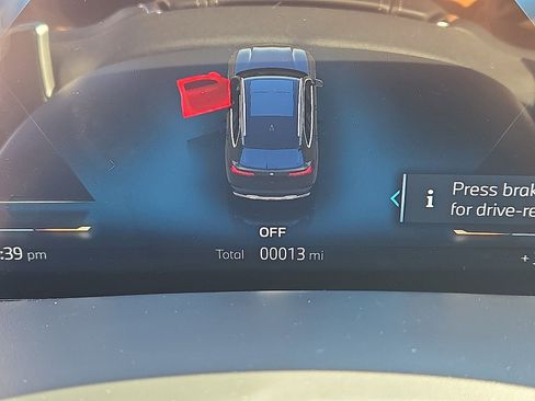 New 2026 BMW X5 xDrive40i w/ Premium Package image 9