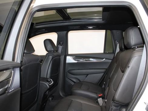 Used 2023 Cadillac XT6 Sport AWD/4WD image 8