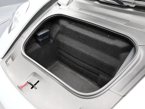 Certified 2025 Porsche 911 Carrera GTS RWD image 17