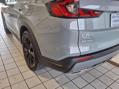 Certified 2025 Honda CR-V Sport Touring image 23