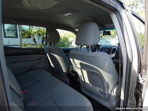 Used 2014 Toyota Tacoma PreRunner w/ SR5 Package image 53