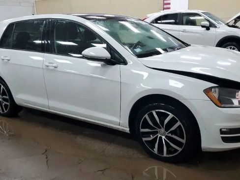 Used 2016 Volkswagen Golf SE image 46