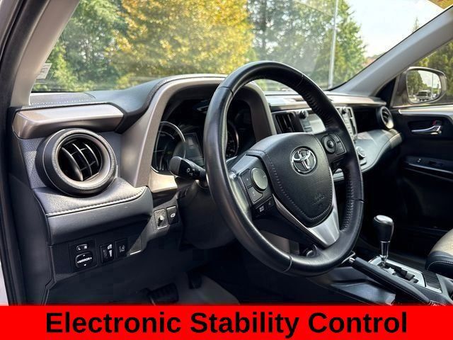 Used 2018 Toyota RAV4 Limited AWD/4WD image 42