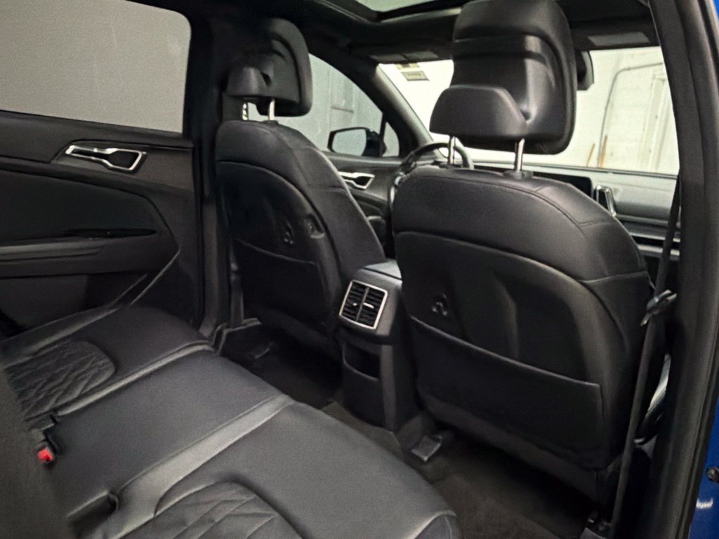 Used 2023 Kia Sportage X-Line w/ X-Line Premium Package AWD/4WD image 34