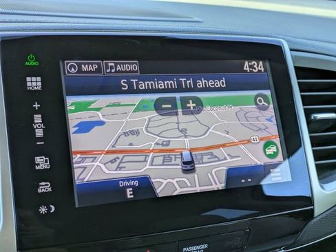 Used 2016 Honda Pilot Touring image 25