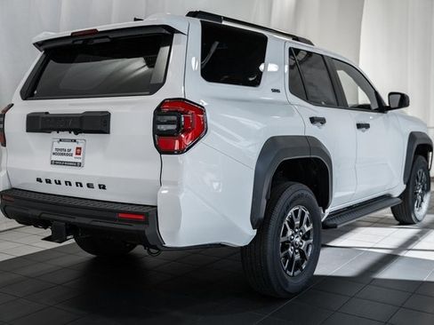 New 2026 Toyota 4Runner SR5 image 4