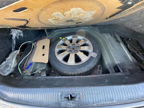 Used 2005 Toyota Avalon XL image 26