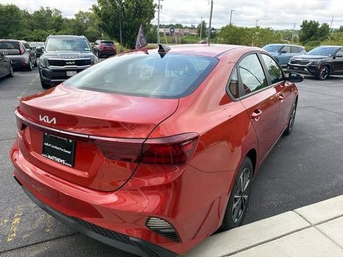Certified 2023 Kia Forte LXS FWD image 4