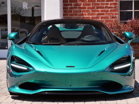 New 2027 McLaren 750S RWD image 2
