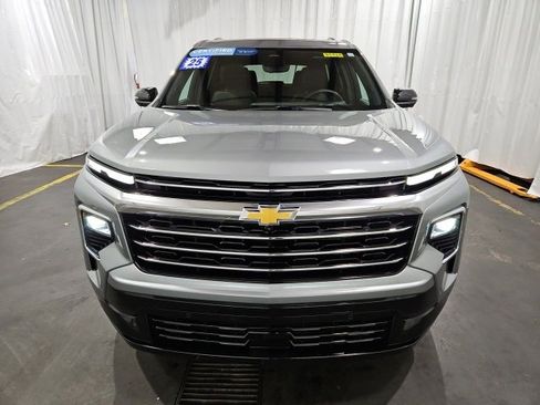 Certified 2025 Chevrolet Traverse High Country w/ LPO, Floor Liner Package image 7