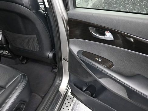 Used 2019 Kia Sorento EX AWD/4WD image 24