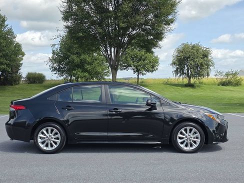 Used 2022 Toyota Corolla LE w/ LE Convenience Package FWD image 8