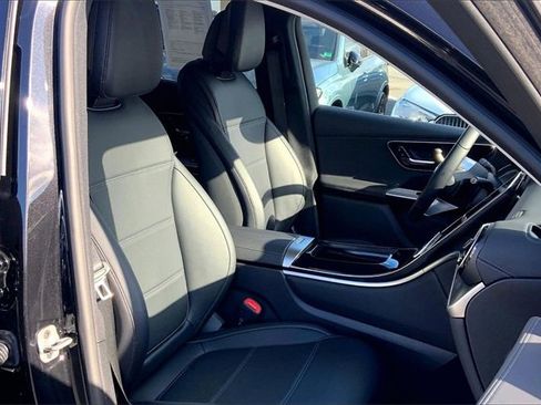 Used 2025 Mercedes-Benz GLC 300 GLC 300 image 7