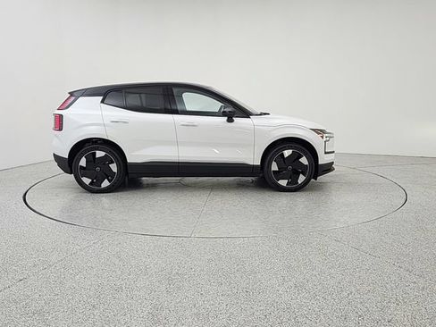 New 2026 Volvo EX30 Plus w/ Protection Package RWD image 4